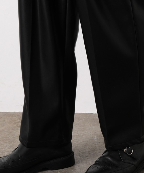 JUNRED（ジュンレッド）の「フェイクレザータックワイドパンツ（その他パンツ・メンズ・ブラック・S/M/L）」の7枚目の写真