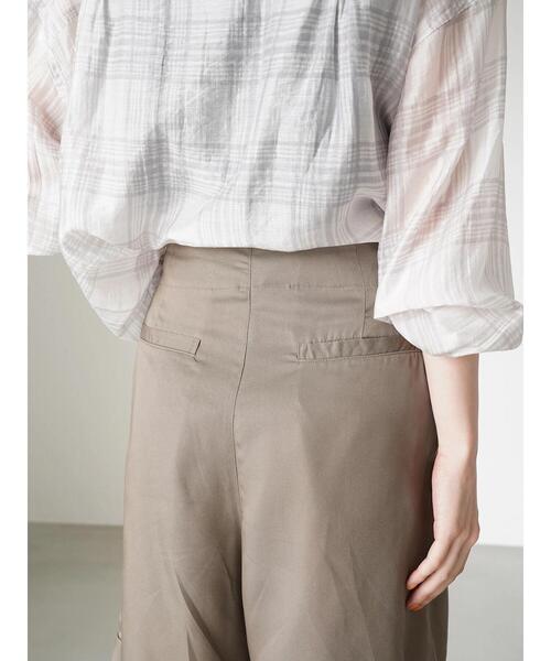 AMERICAN HOLIC(アメリカンホリック)の「裾折り返しショートパンツ(その他パンツ・レディース・モカ・S/M/L)」の8枚目の写真