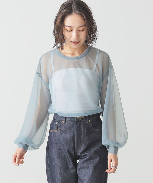 BEAMS LIGHTS（ビームスライツ）の「BEAMS LIGHTS / シアー パフ クルーネック ロングスリーブ ブラウス（シャツ/ブラウス・レディース・オフホワイト/ブルー系その他・ONE SIZE）」の2枚目の写真