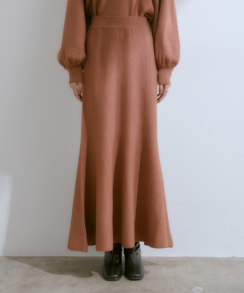 vis-`a-vis(ビサビ)の「【WEB限定】メリハリシルエットが女性らしい。ニットマーメイドスカート【セットアップ対応】(スカート・レディース・チャコールグレー/グリーン系その他/ブラウン系その他3・S/M)」の17枚目の写真