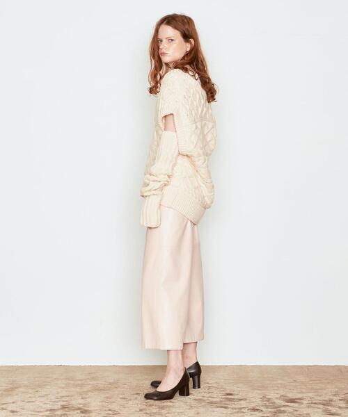 AEWEN MATOPH（イウエン マトフ）の「＜AEWEN MATOPH（イウエン マトフ）＞3G ケーブル Vネック ニットベスト（ニット/セーター・レディース・オフホワイト/ライトグレー・FREE）」の11枚目の写真