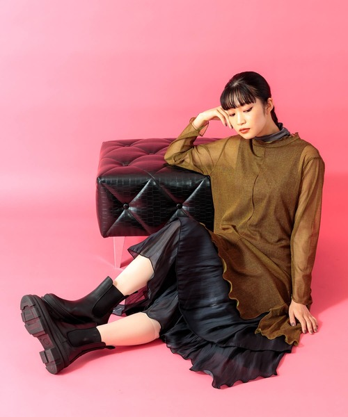 Anside(アンサイド)の「メランジパワーチュニックプルオーバー(チュニック・レディース・チャコールグレー/ブラウン・M)」の1枚目の写真
