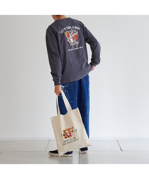 CPCM(シーピーシーエム)の「バックDINER刺繍ロンT(Tシャツ/カットソー・メンズ・チャコールグレー/ホワイト/ピンク・LARGE/MEDIUM)」の7枚目の写真