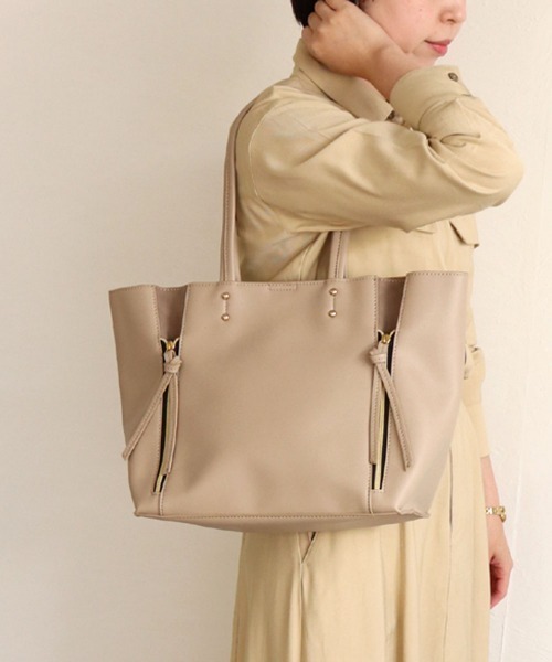 T・S・L（ティーエスエル）の「バイカラーファスナーA4トートバッグ