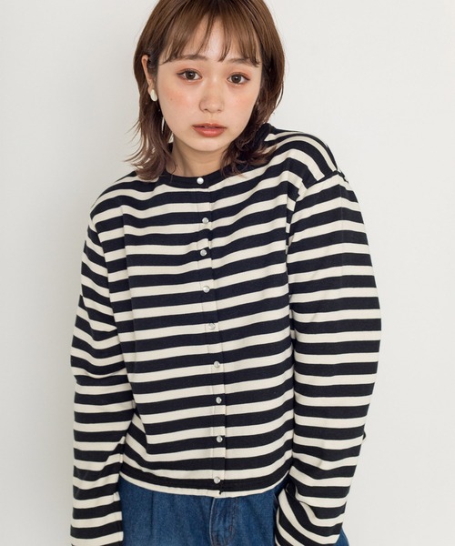 w closet（ダブルクローゼット）の「パールドットボタンスエットクルーカーディガン（カーディガン/ボレロ・レディース・ブラック/ダークグリーン/レッド/アイボリー/ブラック×ホワイト・FREE）」の10枚目の写真