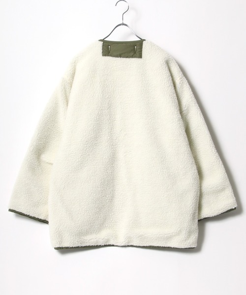 Alpha Industries（アルファインダストリーズ）の「ALPHA INDUSTRIES リバーシブル ボア×キルトジャケット/2WAY（ユニセックス対応）（ノーカラージャケット・レディース・ブラック/カーキ/ベージュ・M/S）」の20枚目の写真