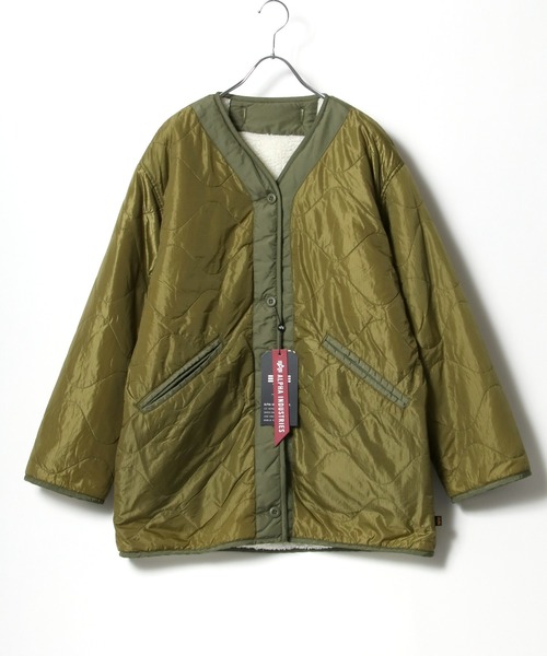 Alpha Industries（アルファインダストリーズ）の「ALPHA INDUSTRIES リバーシブル ボア×キルトジャケット/2WAY（ユニセックス対応）（ノーカラージャケット・レディース・ブラック/カーキ/ベージュ・M/S）」の21枚目の写真