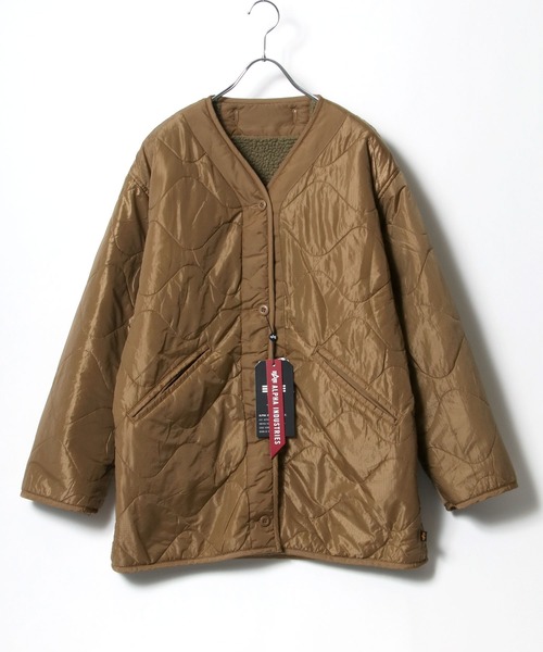 Alpha Industries（アルファインダストリーズ）の「ALPHA INDUSTRIES リバーシブル ボア×キルトジャケット/2WAY（ユニセックス対応）（ノーカラージャケット・レディース・ブラック/カーキ/ベージュ・M/S）」の16枚目の写真