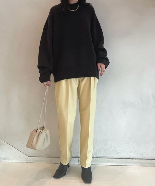 Mila Owen(ミラオーウェン)の「裾たまり2タックテーパードパンツ(スラックス・レディース・イエロー/ブラック/キャメル・0/1)」の8枚目の写真