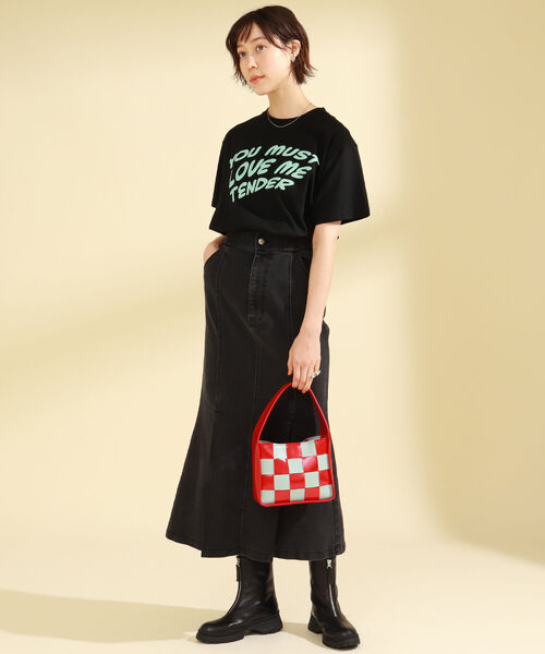 Ray BEAMS(レイビームス)の「CHARI&CO × Ray BEAMS / 別注 LOVE ME TENDER Tシャツ(Tシャツ/カットソー・レディース・ブラック・ONE SIZE)」の3枚目の写真