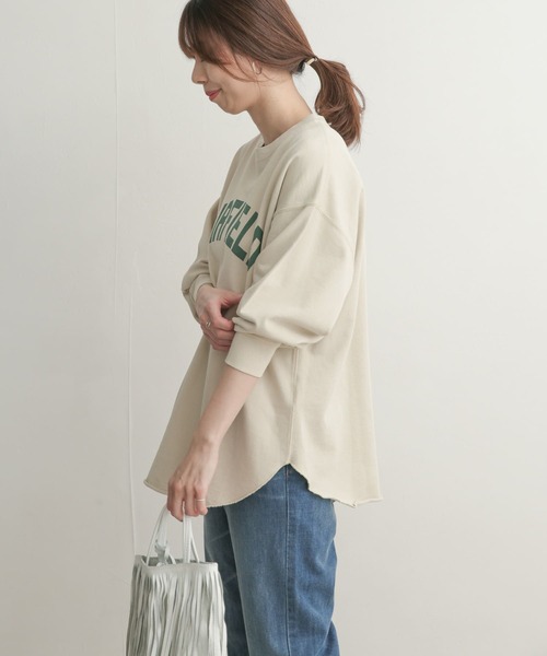 URBAN RESEARCH DOORS（アーバンリサーチドアーズ）の「ピグメントプリントスウェット（スウェット・レディース・チャコールグレー/ライトベージュ/ライトカーキ・1）」の7枚目の写真