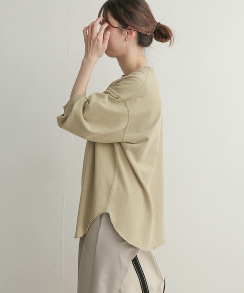 URBAN RESEARCH DOORS（アーバンリサーチドアーズ）の「ピグメントプリントスウェット（スウェット・レディース・チャコールグレー/ライトベージュ/ライトカーキ・1）」の19枚目の写真