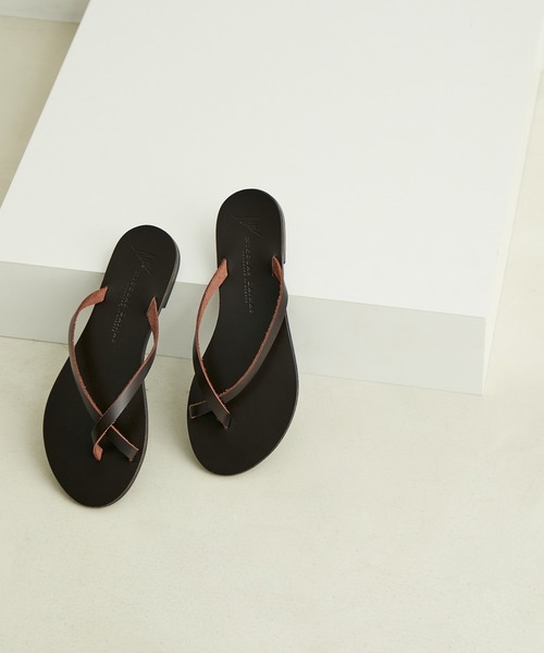 NICOLAS LAINAS（ニコラスライナス）の「【NICOLAS LAINAS】クロスサンダル（サンダル・レディース・ブラック/ダークブラウン/シルバー・36/37/38）」の2枚目の写真