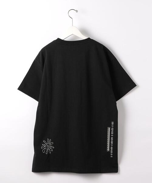 ANDERSSON BELL(アンダースンベル)の「<Andersson Bell> EMBROIDERY TEE/Tシャツ(Tシャツ/カットソー・メンズ・マスタード/ブラック/ホワイト・M/L)」の15枚目の写真