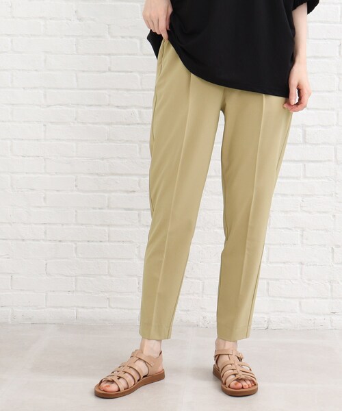 SHOO・LA・RUE(シューラルー)の「◆【接触冷感/洗濯機可/SS-3L】サマータックテーパードパンツ(その他パンツ・レディース・ナチュラル/ブルー/ブラック/ベージュ/ピンク系・10/05/03/02/04/01)」の2枚目の写真