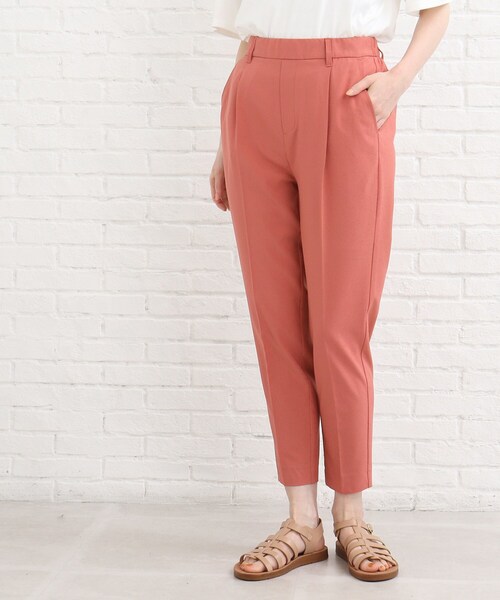 SHOO・LA・RUE(シューラルー)の「◆【接触冷感/洗濯機可/SS-3L】サマータックテーパードパンツ(その他パンツ・レディース・ナチュラル/ブルー/ブラック/ベージュ/ピンク系・10/05/03/02/04/01)」の11枚目の写真