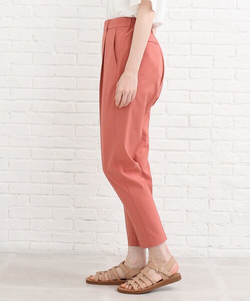 SHOO・LA・RUE(シューラルー)の「◆【接触冷感/洗濯機可/SS-3L】サマータックテーパードパンツ(その他パンツ・レディース・ナチュラル/ブルー/ブラック/ベージュ/ピンク系・10/05/03/02/04/01)」の14枚目の写真