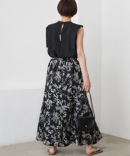 INCEDE(インシード)の「単色フラワープリント ブッチャースカート(スカート・レディース・ブラック/ブラウン/ブルー・LL/3L/4L/TL/M)」の13枚目の写真