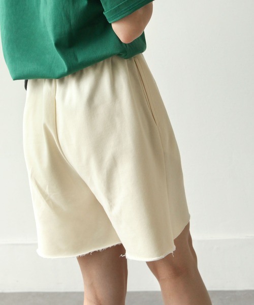 Chillfar(チルファー)の「スウェットハーフパンツ(スウェットパンツ・レディース・ブラック/オレンジ/ブルー/グリーン/アイボリー/オートミール・FREE)」の15枚目の写真