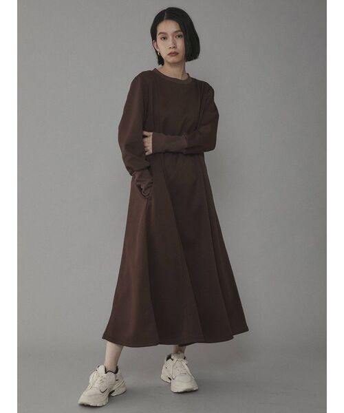 COTORICA（コトリカ）の「パネルカットフレアワンピース（ワンピース・レディース・ブラック/ベージュ/ブラウン/オフホワイト・FREE）」の17枚目の写真