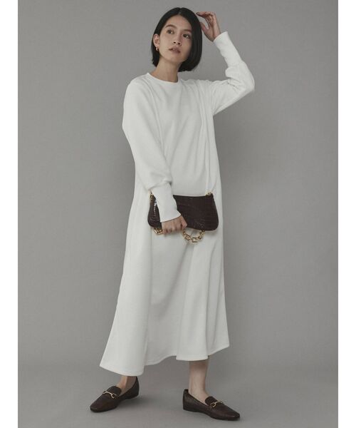 COTORICA（コトリカ）の「パネルカットフレアワンピース（ワンピース・レディース・ブラック/ベージュ/ブラウン/オフホワイト・FREE）」の18枚目の写真