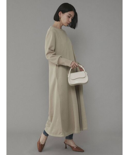 COTORICA（コトリカ）の「パネルカットフレアワンピース（ワンピース・レディース・ブラック/ベージュ/ブラウン/オフホワイト・FREE）」の6枚目の写真