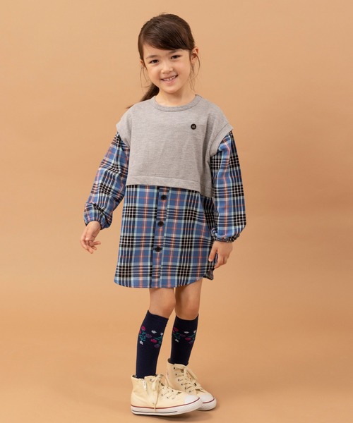 trois lapins kp(トロワラパンケーピー)の「先染めヘリンボーンチェックワンピース(100~130)(ワンピース・キッズ・オレンジ/ブルー・120cm/110cm/100cm/130cm)」の3枚目の写真