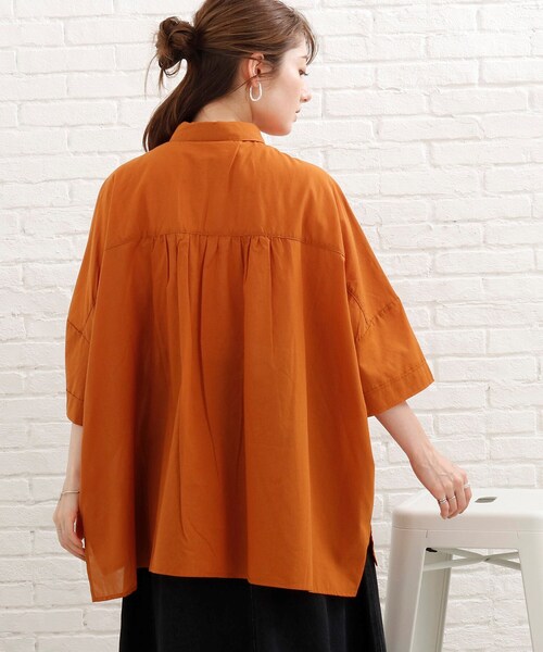 SHOO・LA・RUE(シューラルー)の「◆ポンチョ風前あきシャツ(シャツ/ブラウス・レディース・ライトブルー/カーキ/オレンジ/ホワイト系・00)」の21枚目の写真