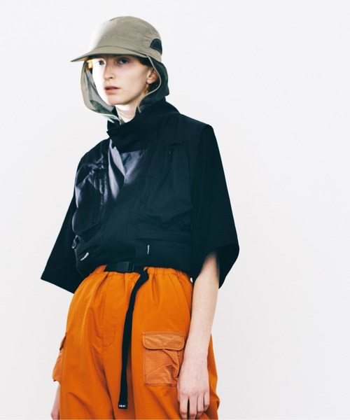 And A（アンドエー）の「Gramicci by F/CE. グラミチバイエフシーイー / F/CE x GRAMICCI HUNTING VEST ハンティングベスト（セットアップ） / GUJ3-S3002（ベスト・メンズ・ベージュ/ブラック・MEDIUM/LARGE）」の7枚目の写真