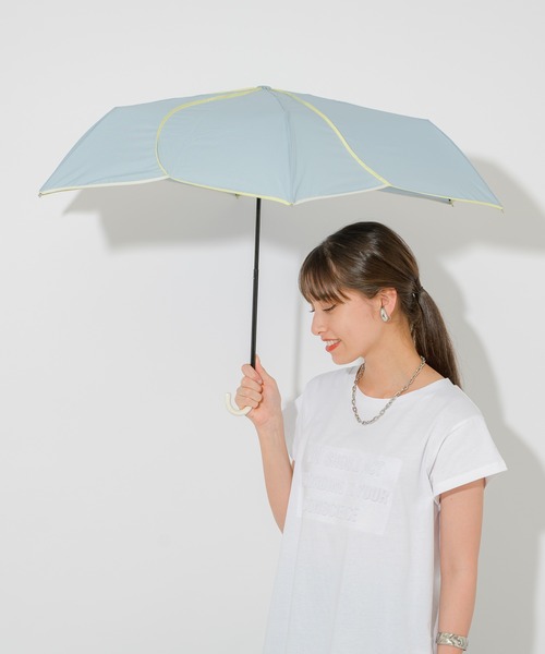 because（ビコーズ）の「because　バイカラーパイピング はなびらミニ折り畳傘（折りたたみ傘・レディース・ホワイト/パープル/ネイビー/グリーン/グレイッシュベージュ/ピンク/ベージュ・FREE）」の18枚目の写真
