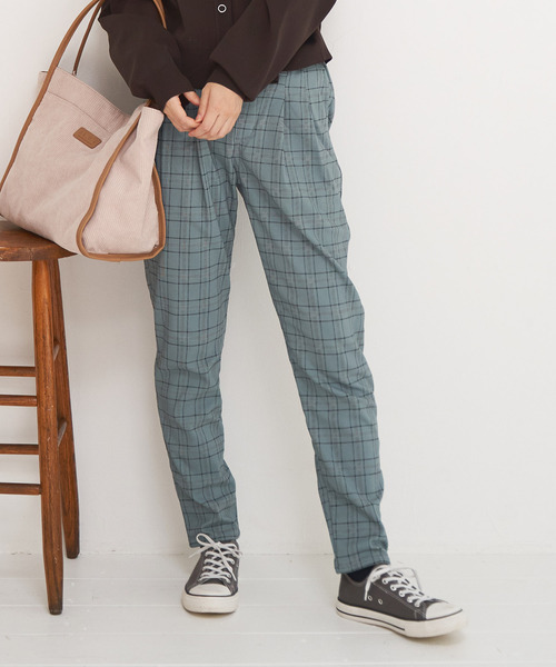 LBC(エルビーシー)の「※WEB限定※防寒美脚テーパードパンツ(その他パンツ・レディース・マスタード/ネイビー/ライトグレー/スカイブルー/ブラック・S/L/M)」の10枚目の写真