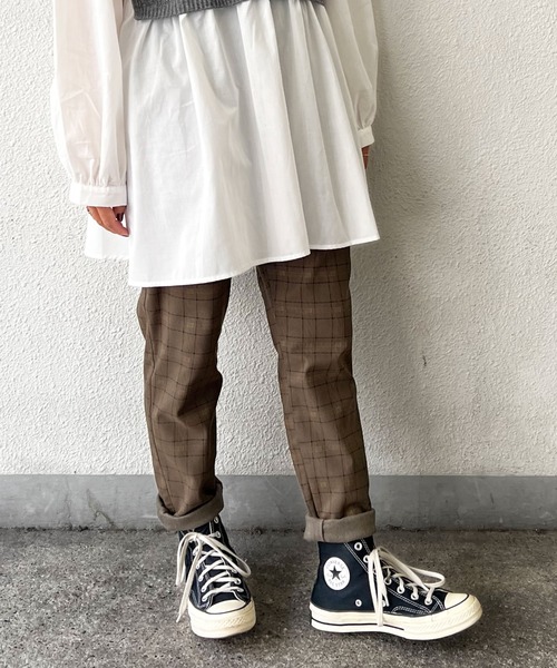 LBC(エルビーシー)の「※WEB限定※防寒美脚テーパードパンツ(その他パンツ・レディース・マスタード/ネイビー/ライトグレー/スカイブルー/ブラック・S/L/M)」の12枚目の写真