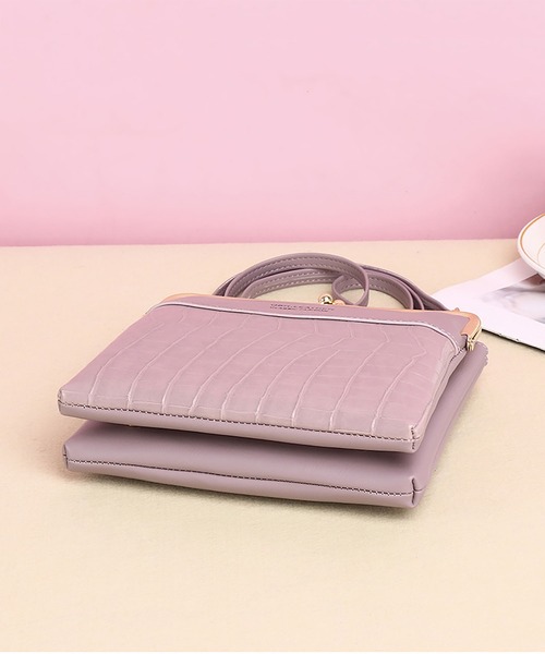 希少✨ボッテガ♡ショルダーウォレット　がま口ケース　ゴールド金具　ピンク LOPASS（ロパス）の「クロコ型押し がま口バッグ スクエアお財布