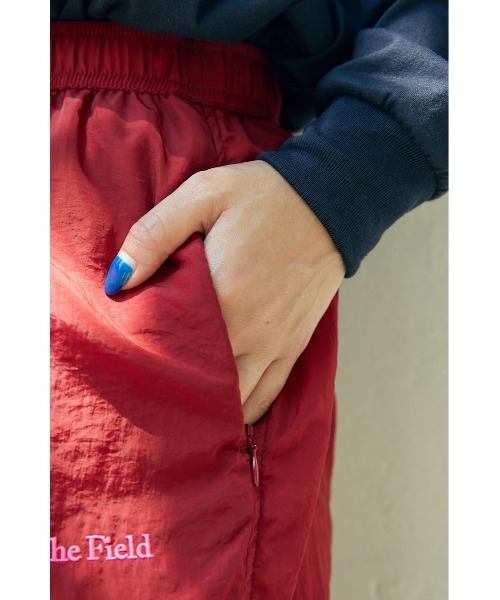 RODEO CROWNS WIDE BOWL（ロデオクラウンズワイドボウル）の「Field nylon pants（その他パンツ・レディース・ターコイズブルー/スモークピンク・FREE）」の10枚目の写真