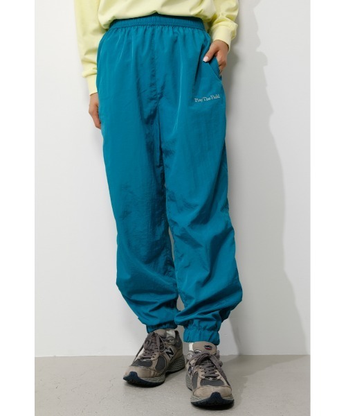 RODEO CROWNS WIDE BOWL（ロデオクラウンズワイドボウル）の「Field nylon pants（その他パンツ・レディース・ターコイズブルー/スモークピンク・FREE）」の4枚目の写真