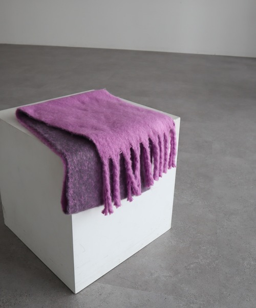 AMERICAN HOLIC（アメリカンホリック）の「ブークレフリンジストール（ストール/ショール・レディース・オフホワイト/イエロー/ブルー/パープル・FREE）」の7枚目の写真