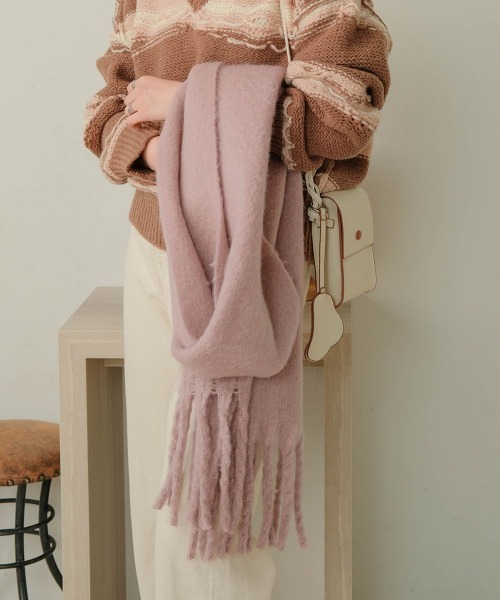 Bab(バブ)の「起毛シャギーライクマフラー(マフラー・レディース・ブラウン/アイボリー/ブラック/ピンクベージュ/サンドベージュ・ONESIZE)」の5枚目の写真