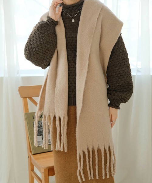 Bab(バブ)の「起毛シャギーライクマフラー(マフラー・レディース・ブラウン/アイボリー/ブラック/ピンクベージュ/サンドベージュ・ONESIZE)」の11枚目の写真