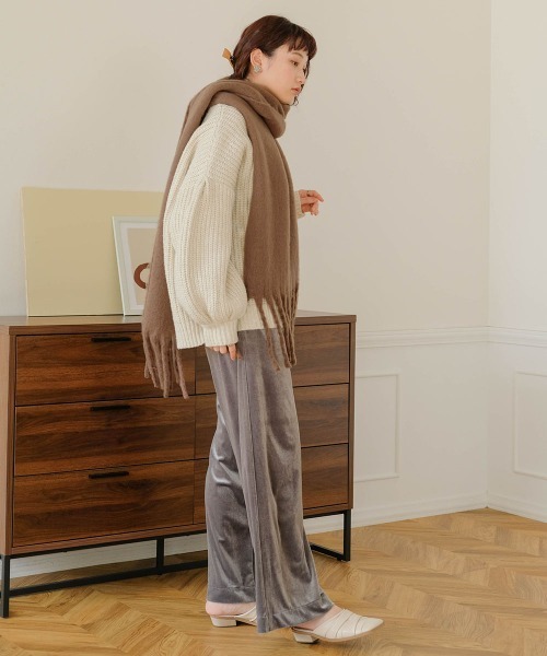 Bab(バブ)の「起毛シャギーライクマフラー(マフラー・レディース・ブラウン/アイボリー/ブラック/ピンクベージュ/サンドベージュ・ONESIZE)」の8枚目の写真