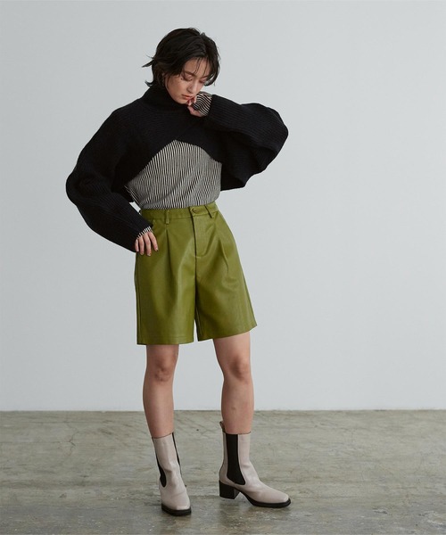 miette(ミエット)の「アルパカタッチ2wayハイネックショートニット(ニット/セーター・レディース・ブラック/パープル/グリーン・FREE)」の10枚目の写真