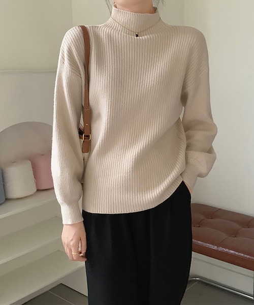 Doula Doula(ドゥーラドゥーラ)の「ハイネックリブニット(ニット/セーター・レディース・ホワイト/ブラック/イエロー/キャメル/ベージュ・FREE)」の9枚目の写真