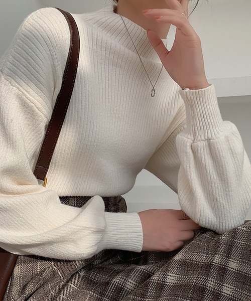 Doula Doula(ドゥーラドゥーラ)の「ハイネックリブニット(ニット/セーター・レディース・ホワイト/ブラック/イエロー/キャメル/ベージュ・FREE)」の14枚目の写真