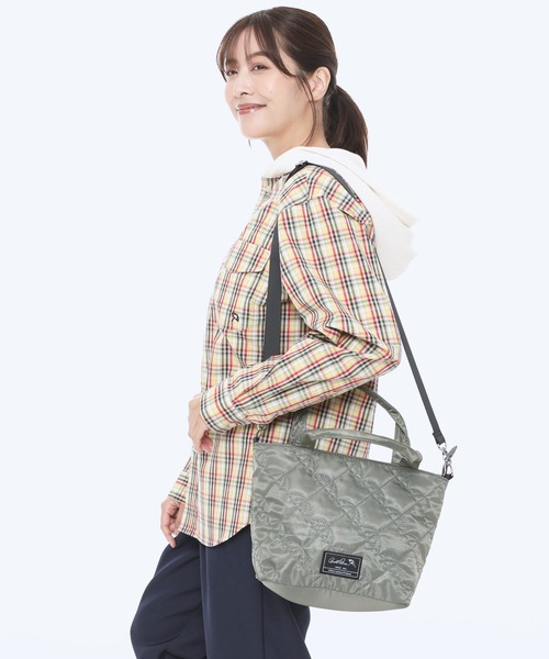 Arnold Palmer(アーノルドパーマー)の「アンブレラ キルト ミニトートバッグ(トートバッグ・レディース・グリーン/ブラック/オフホワイト/アイボリー/カーキ・F)」の5枚目の写真