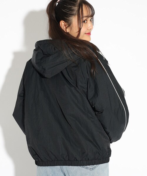 セール】◇軽くてあったか♪フード付ラインスポーティブルゾン