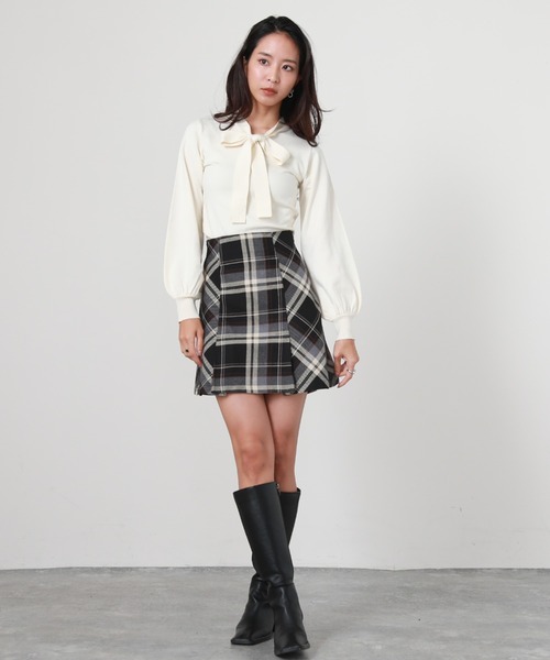 Cheek（チーク）の「ロービングチェックチェックミニスカート（スカート・レディース・ブラック/オフホワイト/グレー・SMALL/MEDIUM）」の5枚目の写真