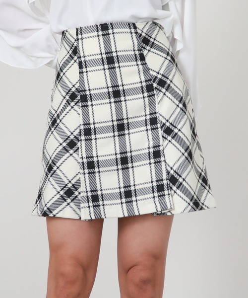Cheek（チーク）の「ロービングチェックチェックミニスカート（スカート・レディース・ブラック/オフホワイト/グレー・SMALL/MEDIUM）」の20枚目の写真