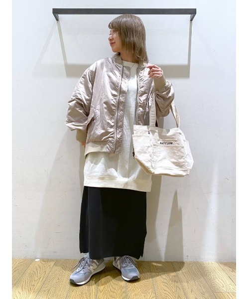 BAYFLOW（ベイフロー）の「BIG MA1（MA-1・レディース・ベージュ/ブラック/カーキ・FREE）」の17枚目の写真