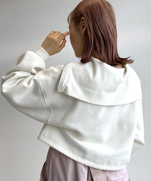 w closet(ダブルクローゼット)の「ハーフジップセーラーカラープルオーバー(スウェット・レディース・グレー/オフホワイト/スミクロ・FREE)」の6枚目の写真