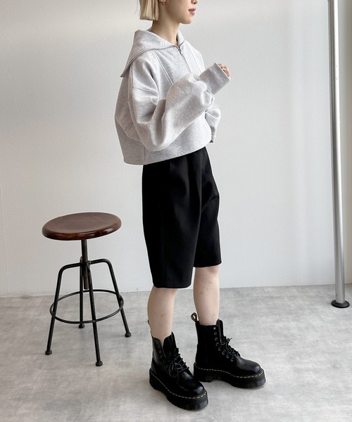 w closet(ダブルクローゼット)の「ハーフジップセーラーカラープルオーバー(スウェット・レディース・グレー/オフホワイト/スミクロ・FREE)」の18枚目の写真