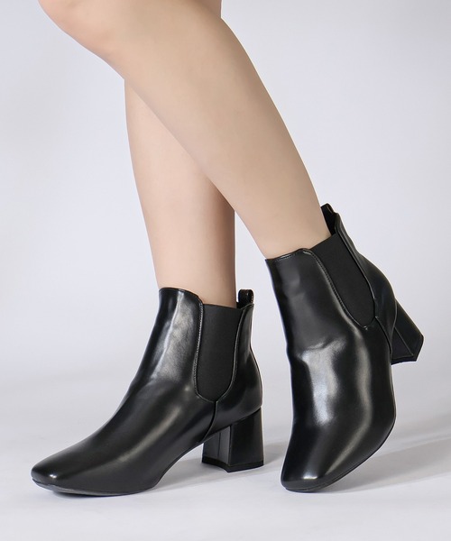LibertyDoll(リバティードール)の「LibertyDoll/+6cm スクエアトゥ チャンキーヒール ショートブーツ(9021/9022)(ブーツ・レディース・ダークブラウン系2/ブラック系1/ブラック系2/ブラック系その他/ブラック系その他2/アイボリー系2/ダークブラウン系1/アイボリー系1/シルバー系2/シルバー系1・LL/S/M/L)」の17枚目の写真